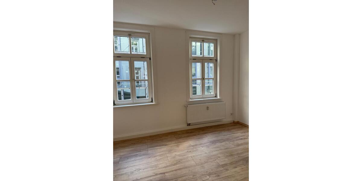 Etagenwohnung Erfurt - 5 Zimmer, 140 m&sup2;, 1.900&euro; | Angebot:26662233