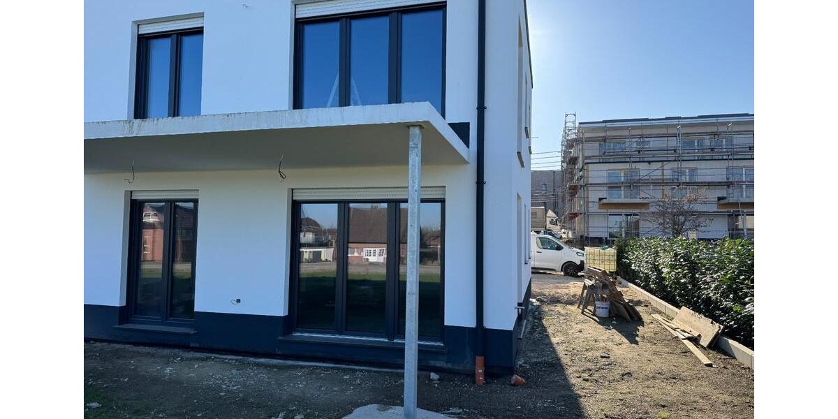 Erdgeschoßwohnung Osnabrück Gretesch - 4 Zimmer, 115 m&sup2;, 1.500&euro; | Angebot:25793273