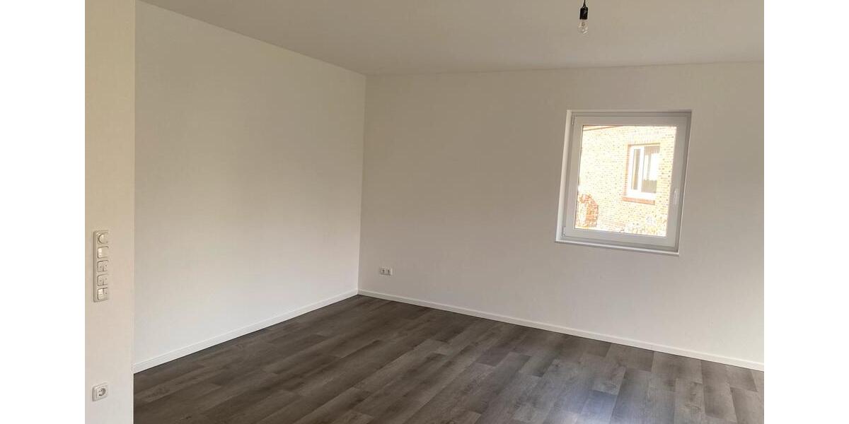 Erdgeschoßwohnung Wilhelmshaven Altengroden - 3 Zimmer, 91 m&sup2;, 1.300&euro; | Angebot:26049257