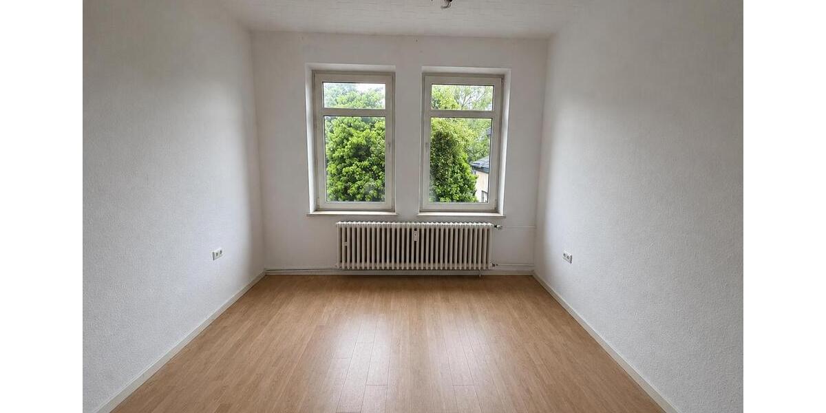 Etagenwohnung Krefeld - 3 Zimmer, 76 m&sup2;, 760&euro; | Angebot:26633200