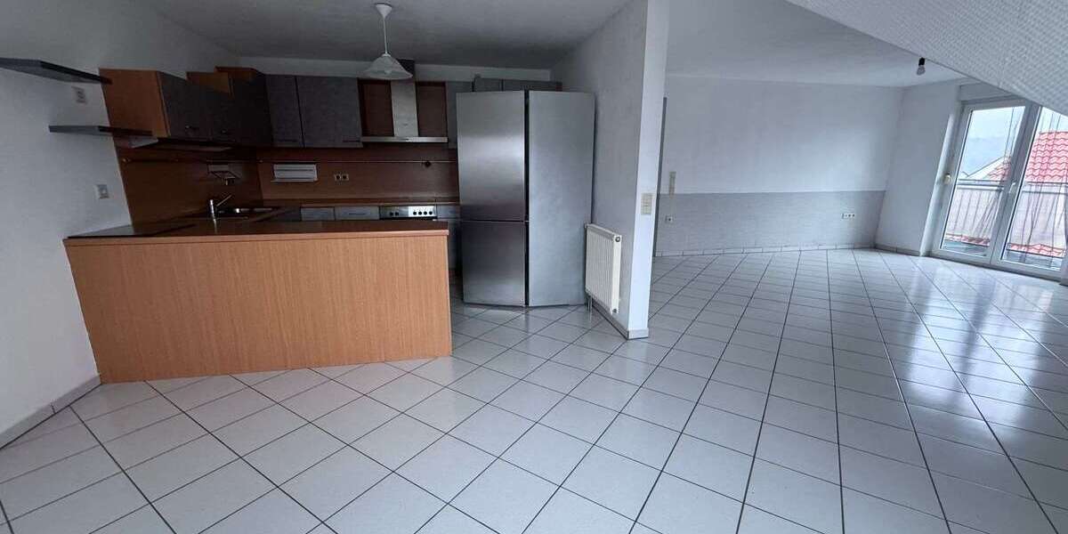 Etagenwohnung Höpfingen - 3 Zimmer, 83 m&sup2;, 575&euro; | Angebot:22263515