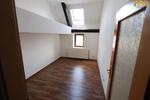 Dachgeschoßwohnung Hettstedt - 4 Zimmer, 87 m&sup2;, 420&euro; | Angebot:25990009