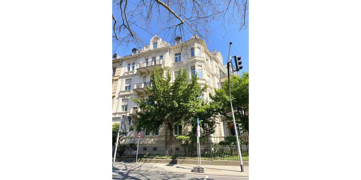Etagenwohnung Wiesbaden Südost - 3 Zimmer, 129 m&sup2;, 1.664&euro; | Angebot:26726575