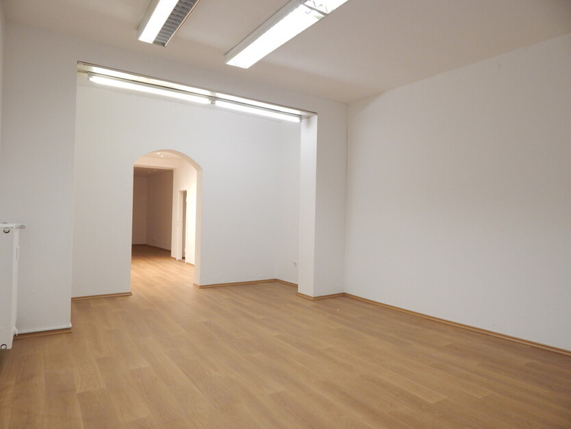 Gewerbefläche zentral in der Freilassinger Fußgängerzone - frei ab sofort. zimmer