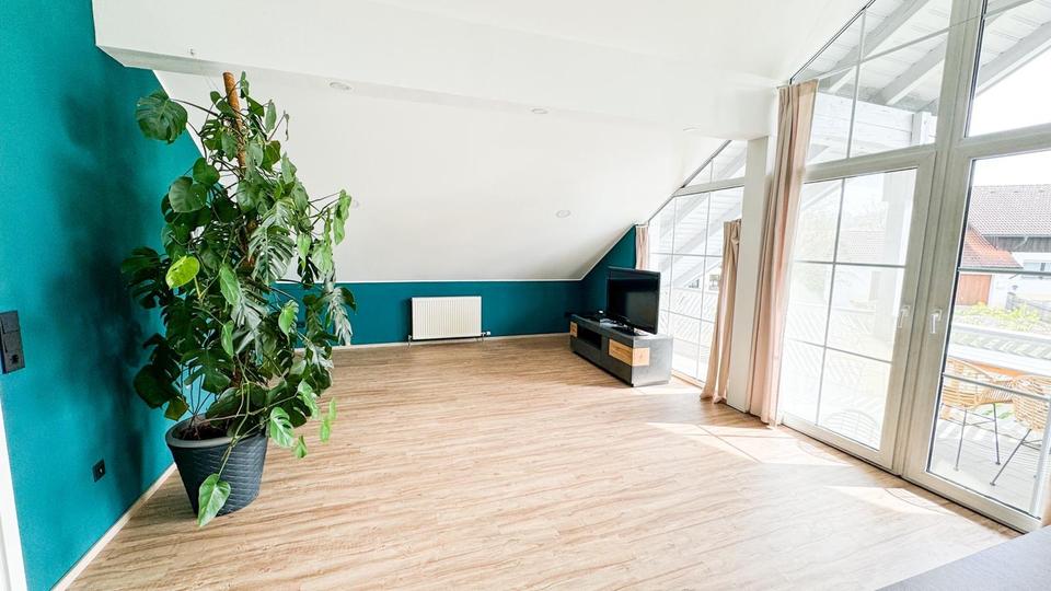 Dachgeschoßwohnung Haarbach - 2.5 Zimmer, 80 m&sup2;, 950&euro; | Angebot:26036093