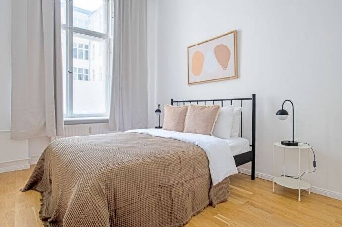 Etagenwohnung Berlin Schöneberg - 5 Zimmer, 140 m&sup2;, 2.310&euro; | Angebot:26196253