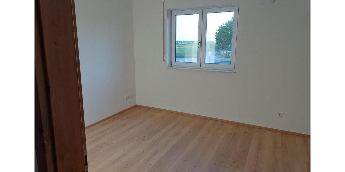 Etagenwohnung Kirchroth - 3 Zimmer, 89 m&sup2;, 975&euro; | Angebot:26644979