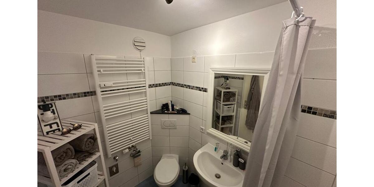 2-Zimmer Küche, Diele, Bad, Balkon zimmer