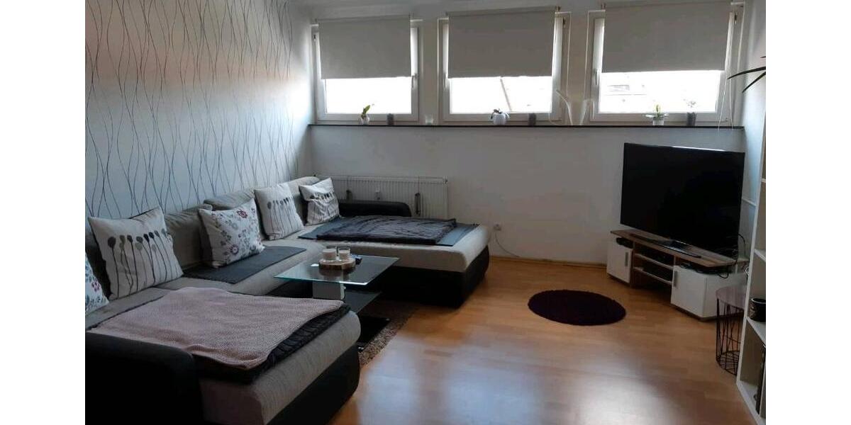 Dachgeschoßwohnung Lebach - 4 Zimmer, 100 m&sup2;, 600&euro; | Angebot:26013060