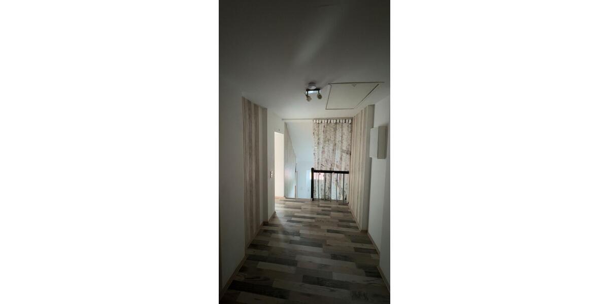 Dachgeschoßwohnung Zehdenick - 3 Zimmer, 80 m&sup2;, 950&euro; | Angebot:26645246