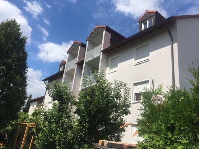 Etagenwohnung Heroldsberg - 3 Zimmer, 83 m&sup2;, 865&euro; | Angebot:25178640