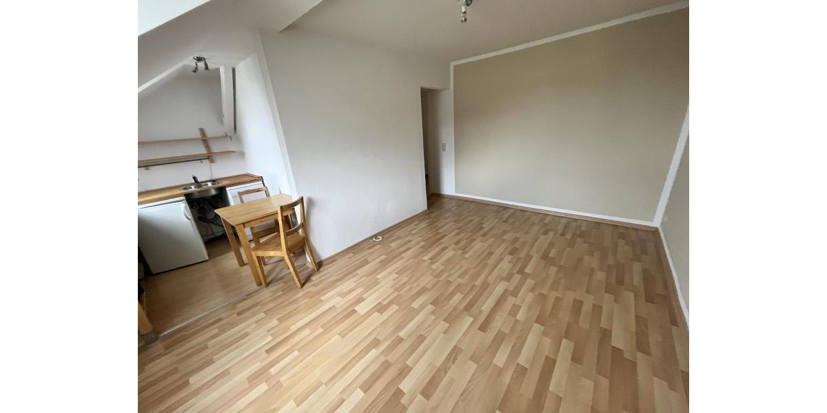 Etagenwohnung Mittweida - 2 Zimmer, 32 m&sup2;, 260&euro; | Angebot:25974121