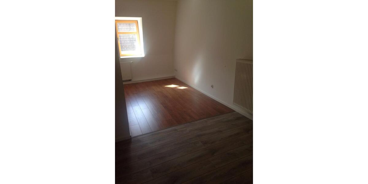 Etagenwohnung Grimma - 2 Zimmer, 53 m&sup2;, 345&euro; | Angebot:25884195