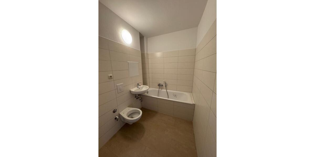 Etagenwohnung Schwedt (Oder) - 4 Zimmer, 70 m&sup2;, 420&euro; | Angebot:25880724