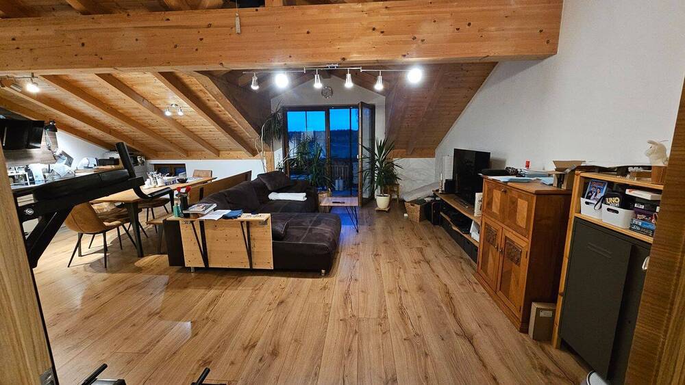 Etagenwohnung Glonn Kastenseeon - 3 Zimmer, 96 m&sup2;, 1.340&euro; | Angebot:26657236