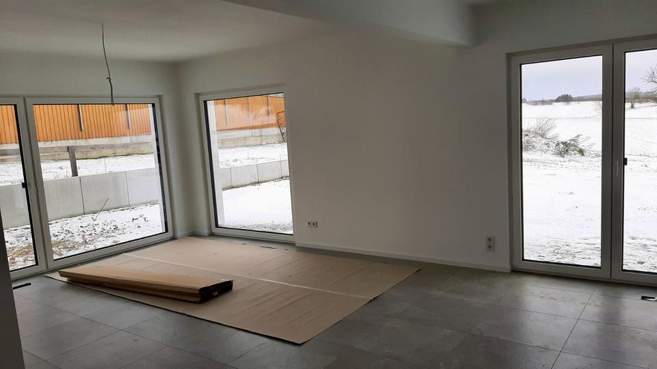 Einfamilienhaus Münchberg - 5 Zimmer, 151 m&sup2;, 1.700&euro; | Angebot:24875079