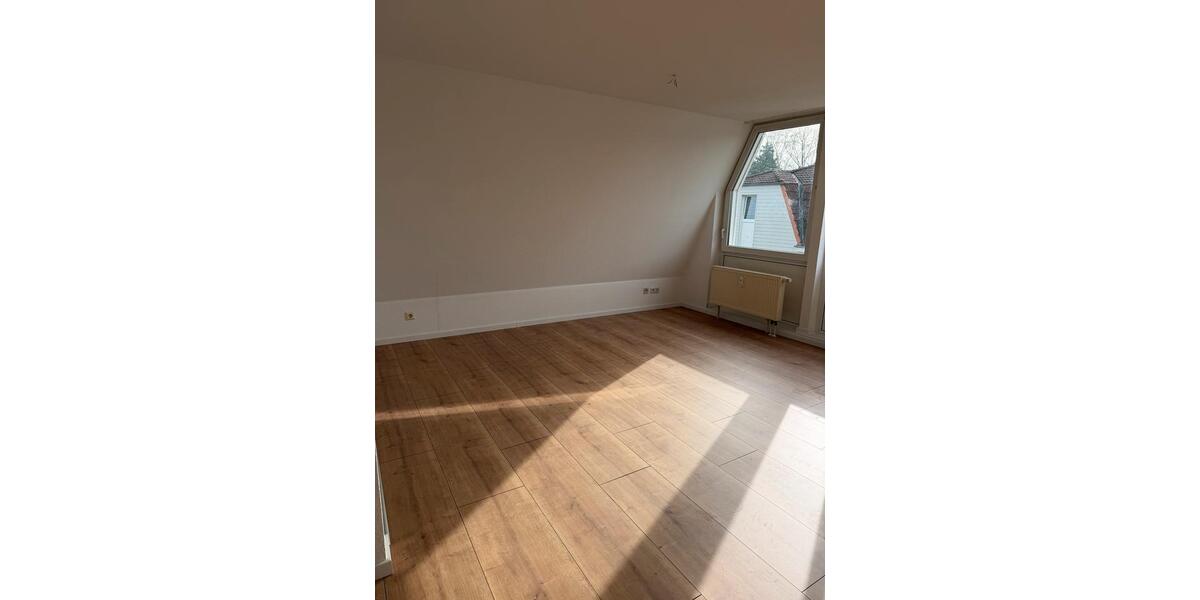 Dachgeschoßwohnung Wahlstedt - 2 Zimmer, 52 m&sup2;, 645&euro; | Angebot:26532999