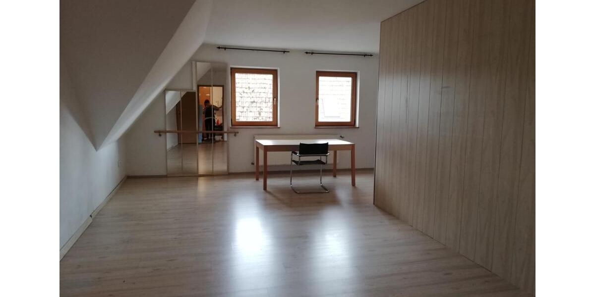 Etagenwohnung Bad Staffelstein - 3 Zimmer, 90 m&sup2;, 890&euro; | Angebot:26489911