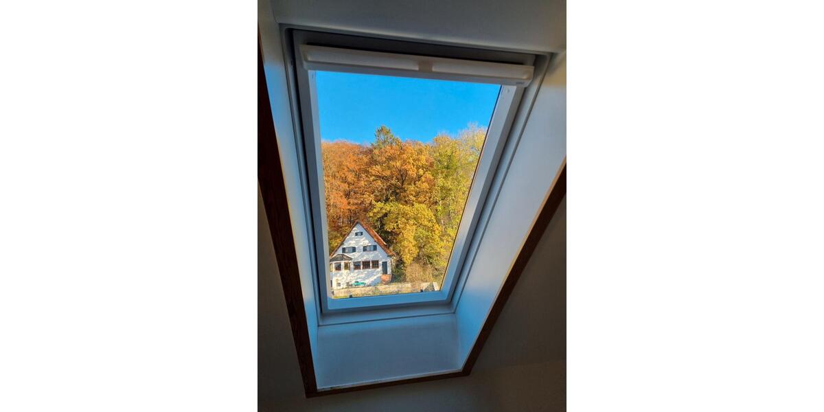Dachgeschoßwohnung Niederviehbach - 2 Zimmer, 74 m&sup2;, 620&euro; | Angebot:26085041