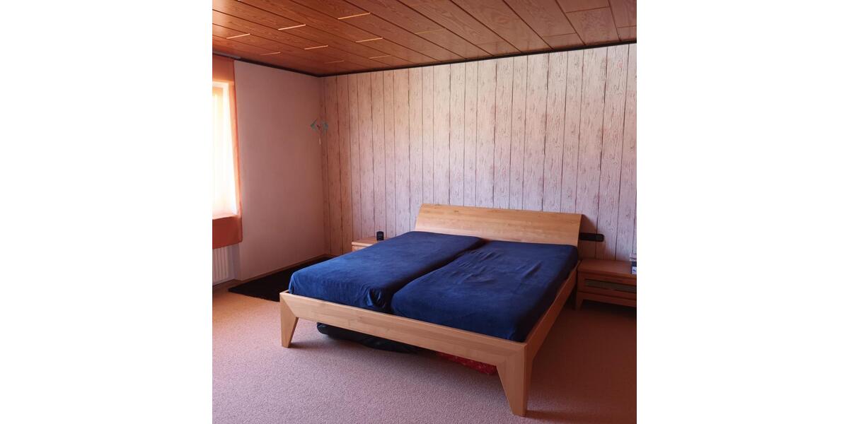 Doppelhaushälfte Lichtenfels - 4 Zimmer, 190 m&sup2;, 1.500&euro; | Angebot:24881875