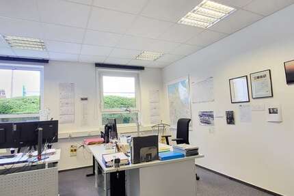 Gewerbeobjekt Neutraubling - 1.179&euro; | Angebot:26103282