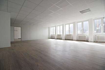 Büro in Minden 1.750 € 224 m² zimmer
