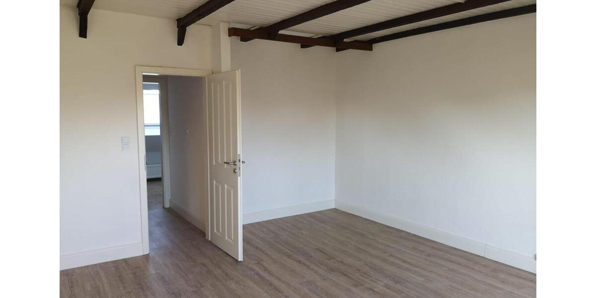 Maisonettenwohnung Holm - 4 Zimmer, 120 m&sup2;, 1.550&euro; | Angebot:26006561