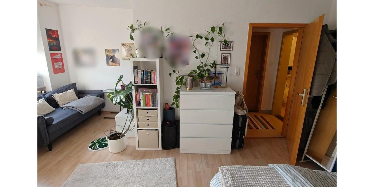 Dachgeschoßwohnung Marburg - 3 Zimmer, 80 m&sup2;, 1.200&euro; | Angebot:26567835