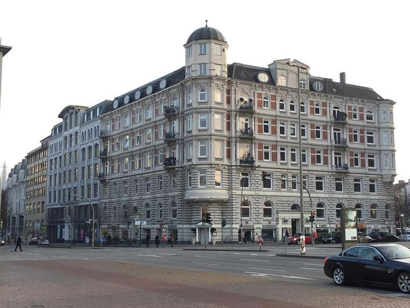 150qm in stilvollem Altbau mit Blick auf Gerichte, Laeiszhalle zimmer