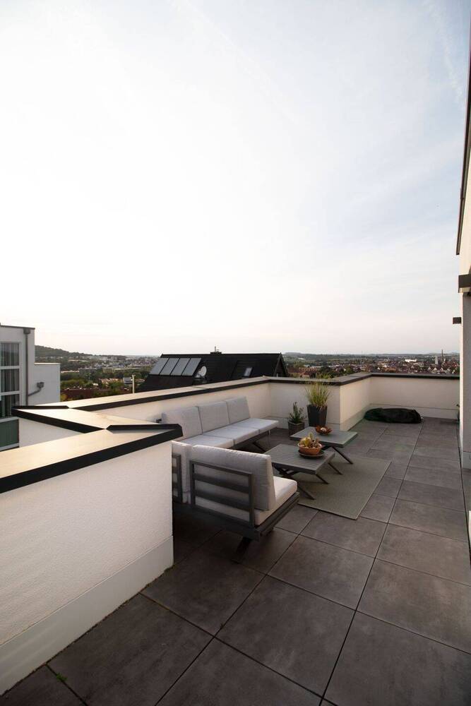 Design trifft Panorama - Architekten-Wohnung zur Miete!