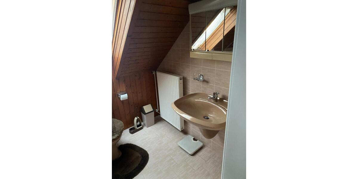 Doppelhaushälfte Tönisvorst - 6 Zimmer, 130 m&sup2;, 1.500&euro; | Angebot:24422777