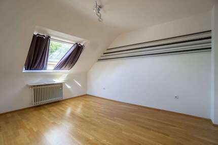Wohnung Remscheid Lüttringhausen - 2 Zimmer, 57 m&sup2;, 380&euro; | Angebot:27248749