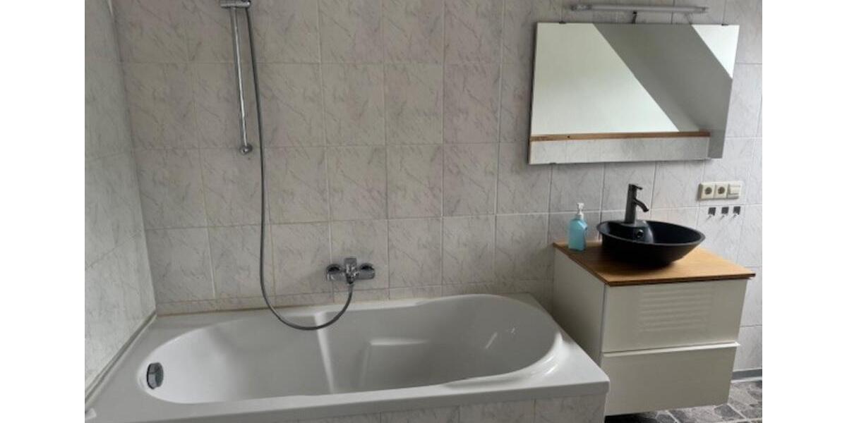 Dachgeschoßwohnung Ludwigsfelde - 3 Zimmer, 96 m&sup2;, 1.728&euro; | Angebot:21173589