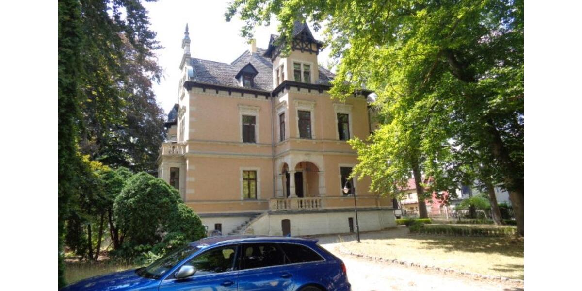 Etagenwohnung Pößneck - 5 Zimmer, 155 m&sup2;, 1.175&euro; | Angebot:25174434