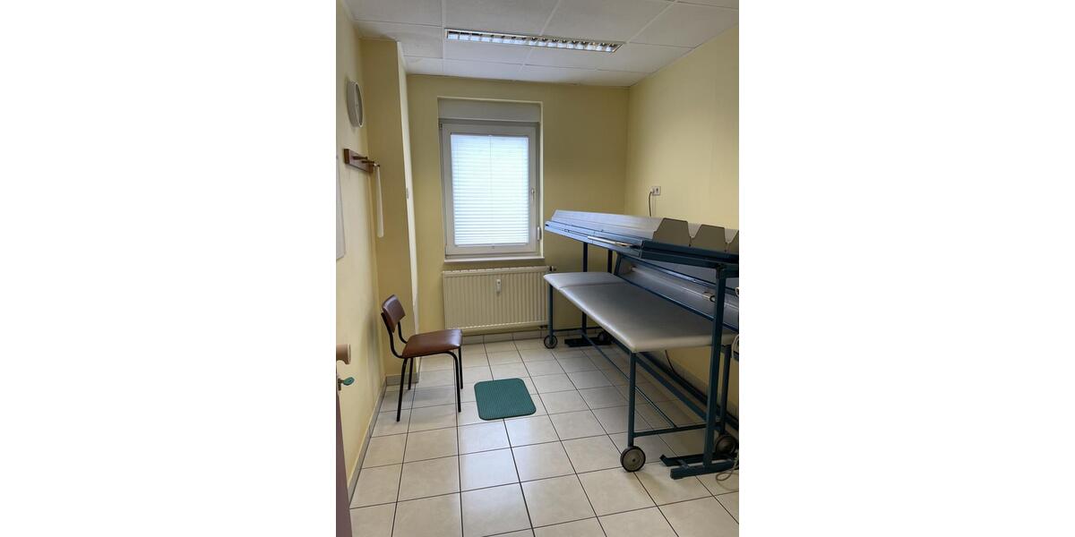 Gewerbeobjekt Naumburg (Saale) - 813&euro; | Angebot:23822401
