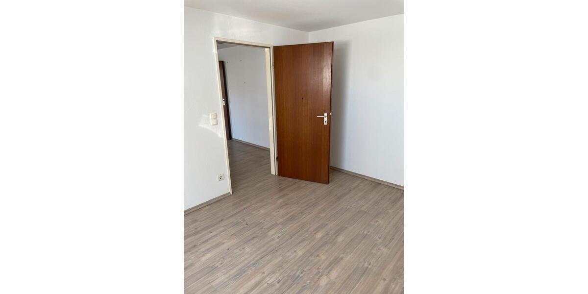 Dachgeschoßwohnung Mülheim an der Ruhr Heißen - 2 Zimmer, 46 m&sup2;, 660&euro; | Angebot:26150943