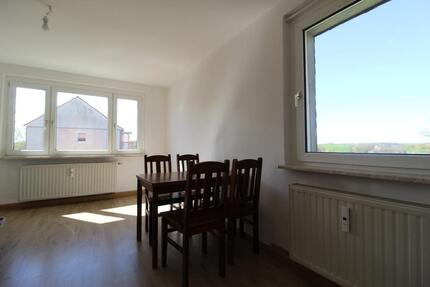 Wohnung Lunzenau - 3 Zimmer, 57 m&sup2;, 330&euro; | Angebot:26384060