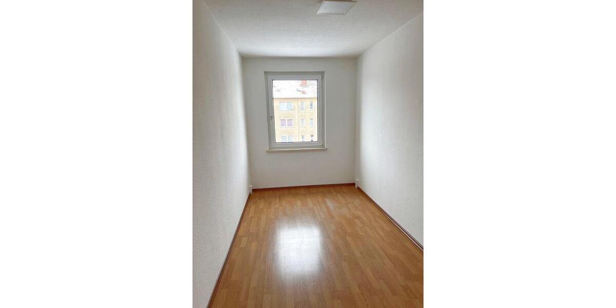 Etagenwohnung Löbau - 3 Zimmer, 60 m&sup2;, 340&euro; | Angebot:26659837