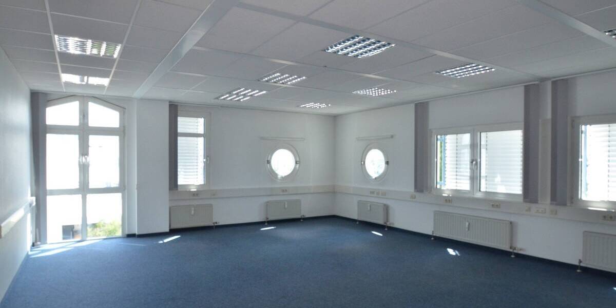 Gewerbeobjekt Schönaich - 3.200&euro; | Angebot:25704196