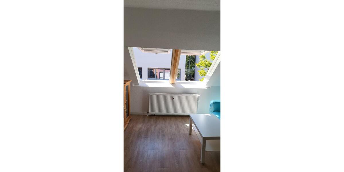 Dachgeschoßwohnung Sankt Ingbert - 1 Zimmer, 27 m&sup2;, 280&euro; | Angebot:26705235