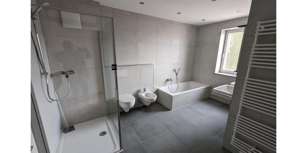 Etagenwohnung Berkheim - 4 Zimmer, 146 m&sup2;, 1.590&euro; | Angebot:25905622