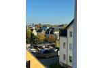 Helle Dachgeschosswohnung mit Küche zimmer