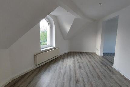 Wohnung Zittau - 4 Zimmer, 85 m&sup2;, 490&euro; | Angebot:25921333