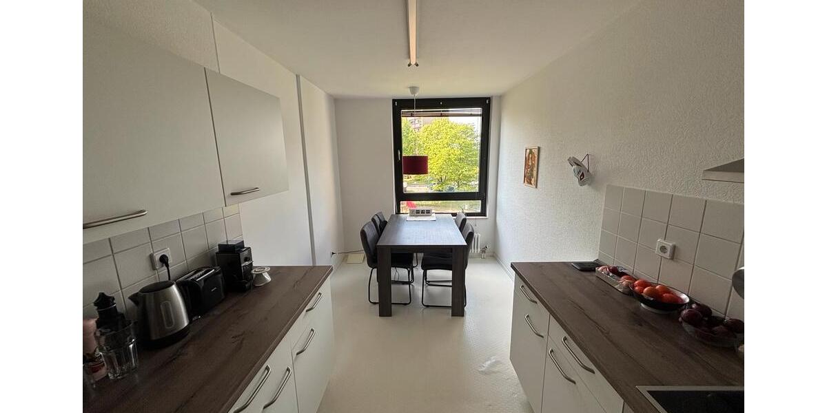Etagenwohnung Düsseldorf Stadtbezirk 5 - 1 Zimmer, 71 m&sup2;, 940&euro; | Angebot:26644872