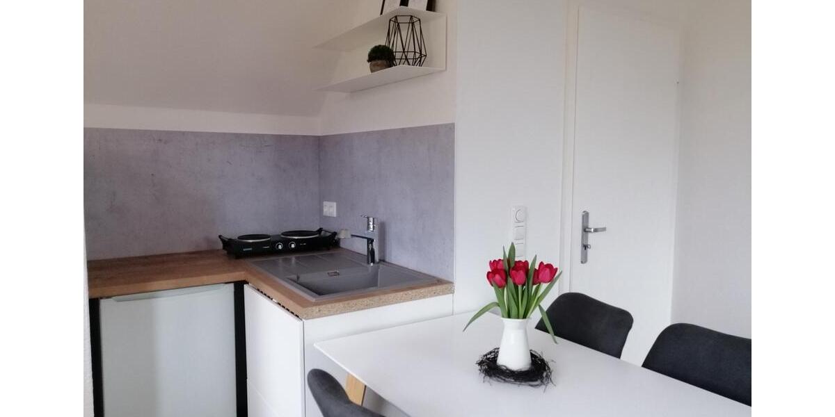 Dachgeschoßwohnung Ihlow - 1 Zimmer, 60 m&sup2;, 650&euro; | Angebot:25719903