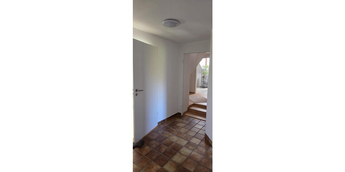 Dachgeschoßwohnung Emsbüren - 4 Zimmer, 125 m&sup2;, 770&euro; | Angebot:25974431