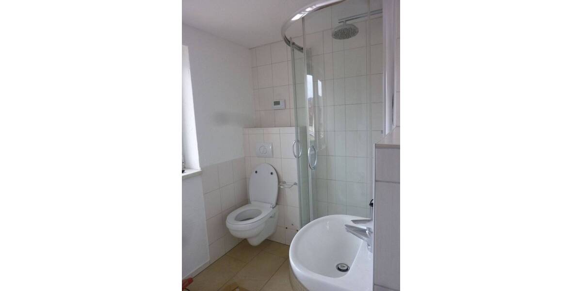 Etagenwohnung Rudolstadt Volkstedt - 3 Zimmer, 75 m&sup2;, 500&euro; | Angebot:26157269