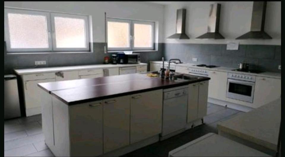 Etagenwohnung Kirchen (Sieg) - 1 Zimmer, 40 m&sup2;, 400&euro; | Angebot:24548683