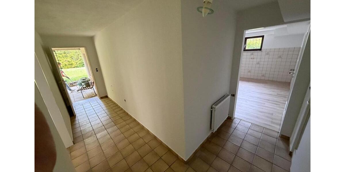 Etagenwohnung Reichshof - 2 Zimmer, 66 m&sup2;, 600&euro; | Angebot:26648944