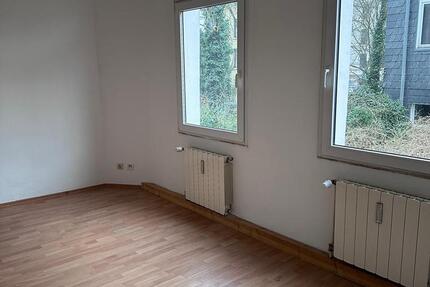 Wohnung Wuppertal Elberfeld - 3 Zimmer, 71 m&sup2;, 450&euro; | Angebot:25269488